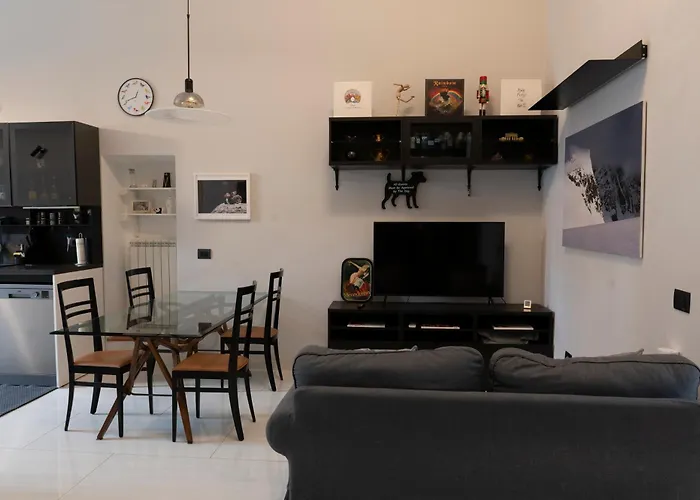 Unexpected Rome - Spacious Modern Central Apartment